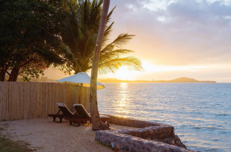 Koh Samui in June: Weather Update and 5 Must Try Activities at Maenam Beach