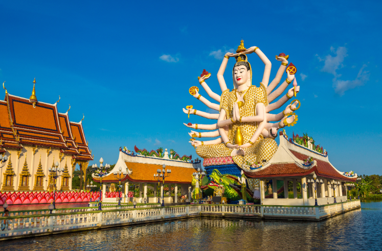 The North Horizon Prosperity Trail: Recharging at Maenam Bay & Wat Plai Laem Guanyin Blessings